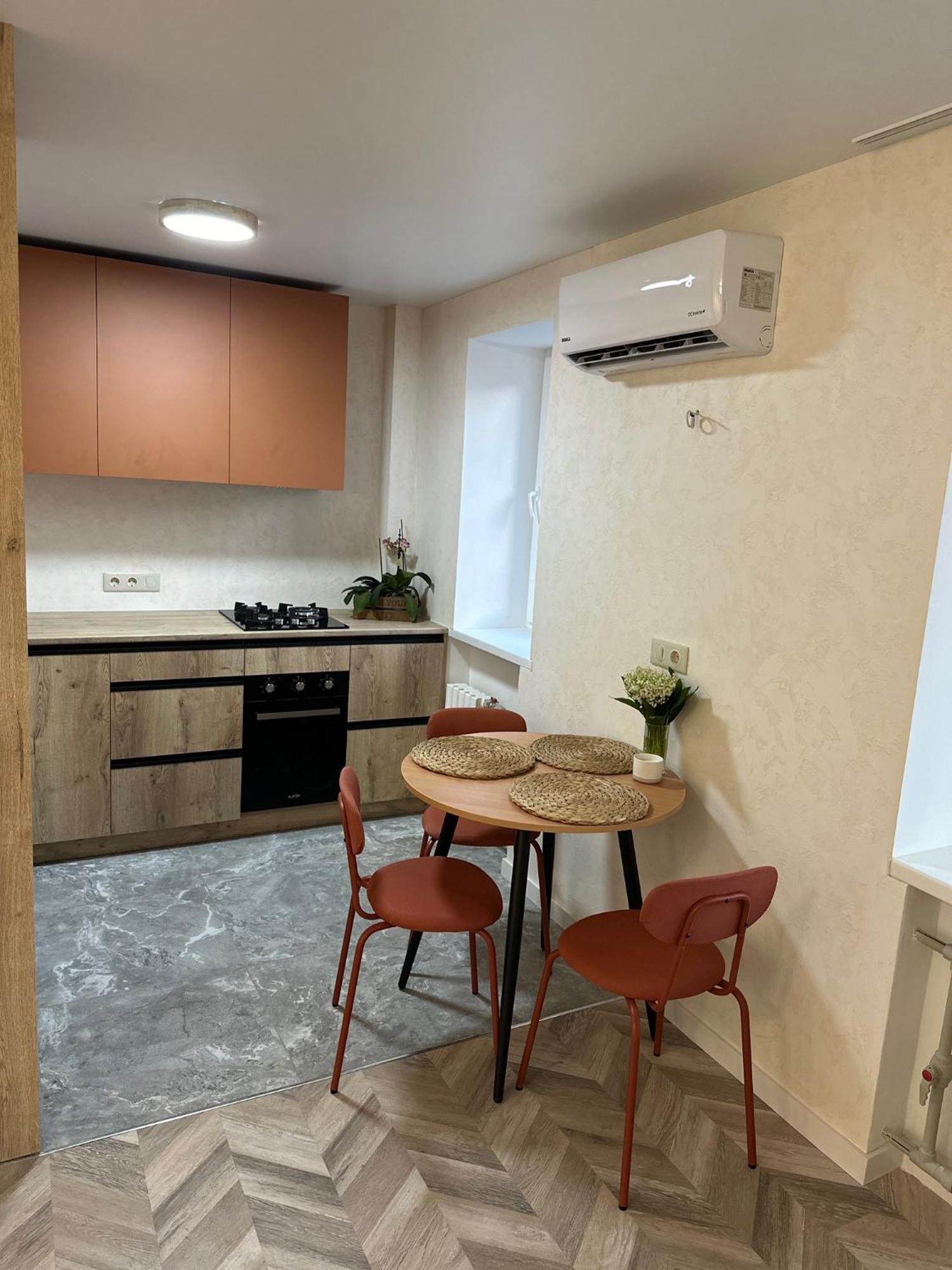 Terracotta Apartment Kremenchuk Exterior photo